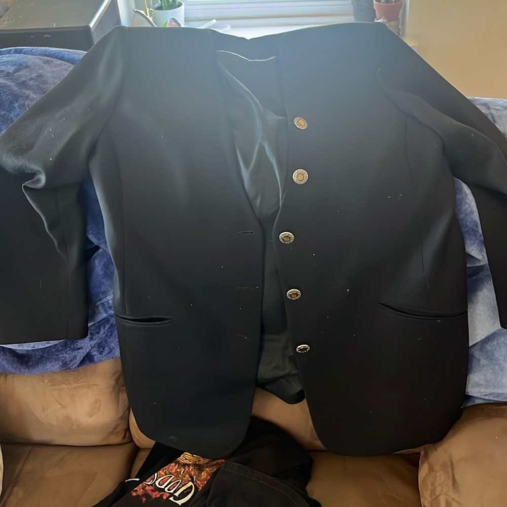 Vintage black blazer with cool buttons